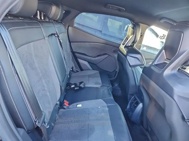 2024 FORD MUSTANG MACH-E GT  