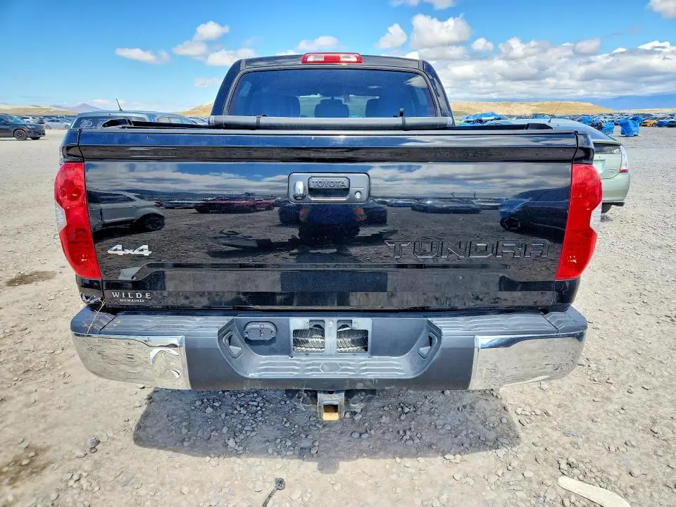 2014 TOYOTA TUNDRA CREWMAX SR5  