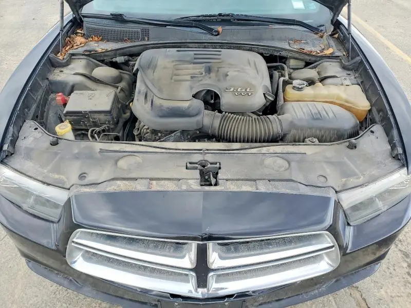 2014 DODGE CHARGER SE  