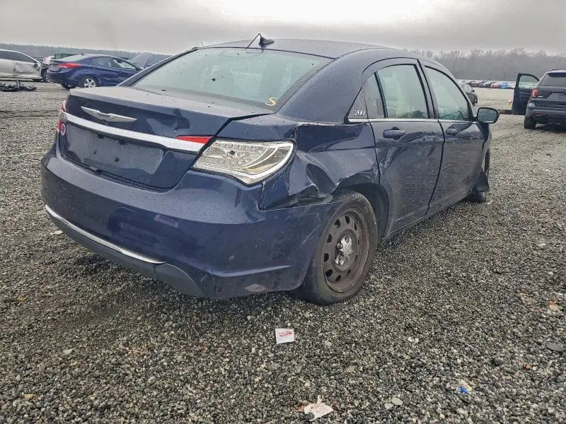 2014 CHRYSLER 200 LX  