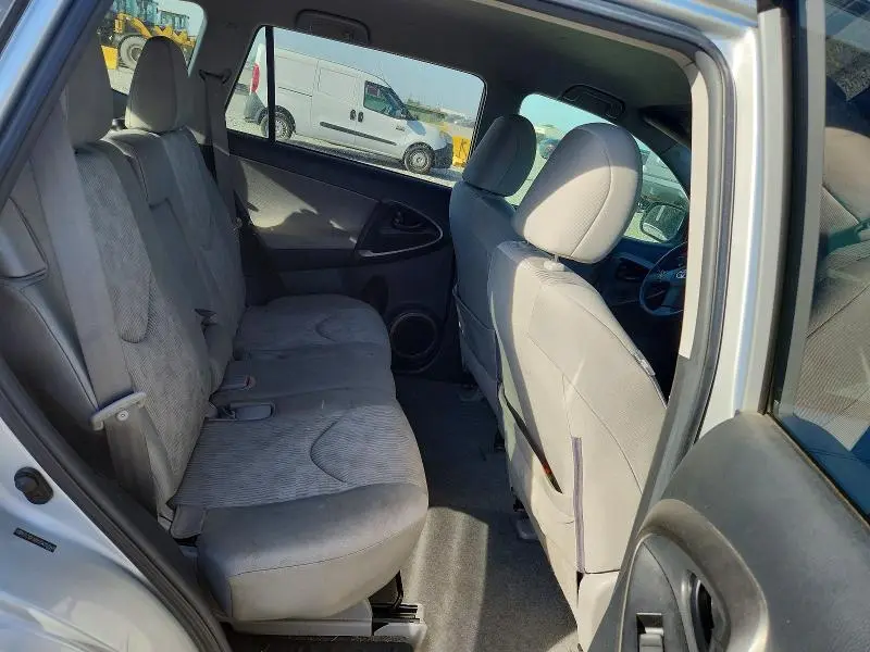 2012 TOYOTA RAV4 BASE  