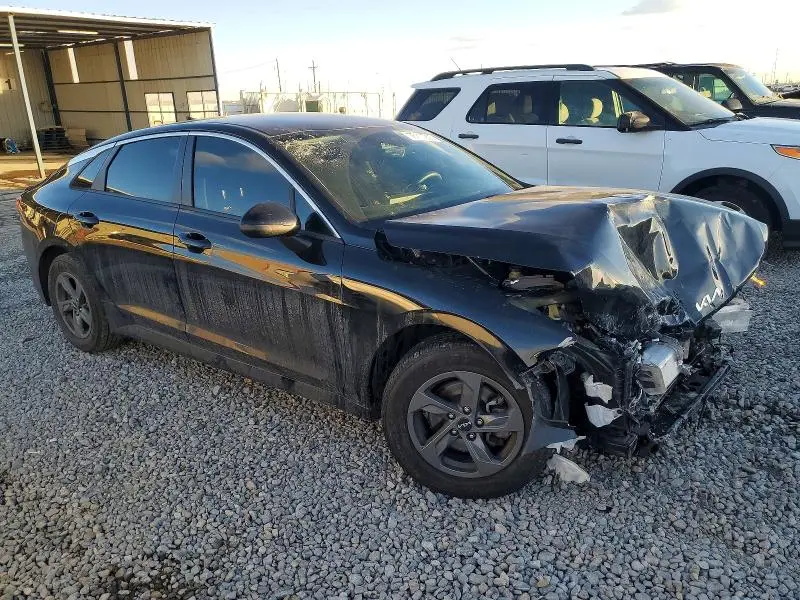 2022 KIA K5 LX  