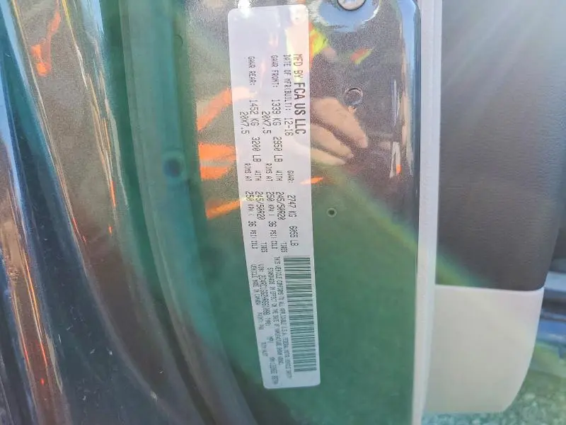 2017 CHRYSLER PACIFICA LIMITED  