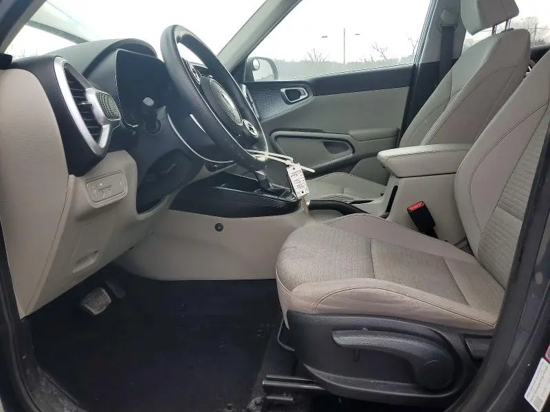 2020 KIA SOUL S  