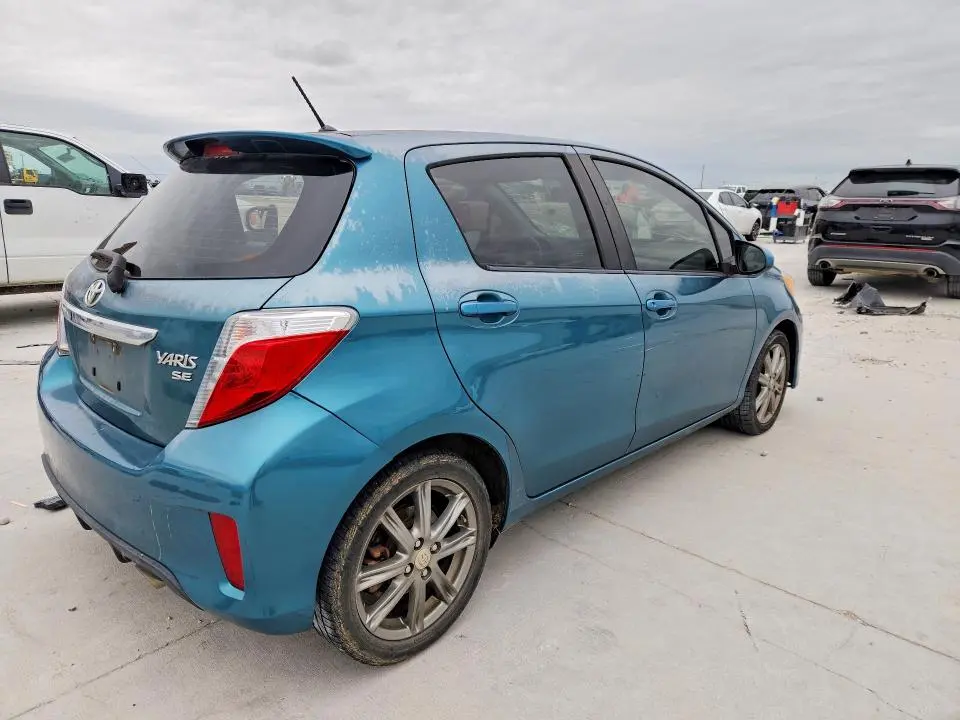2013 TOYOTA YARIS 5-DOOR L  