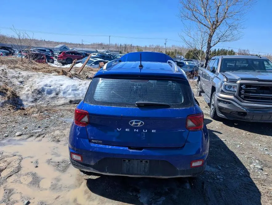 2023 HYUNDAI VENUE SEL  