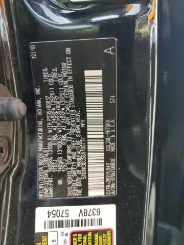 2011 TOYOTA SIENNA XLE  