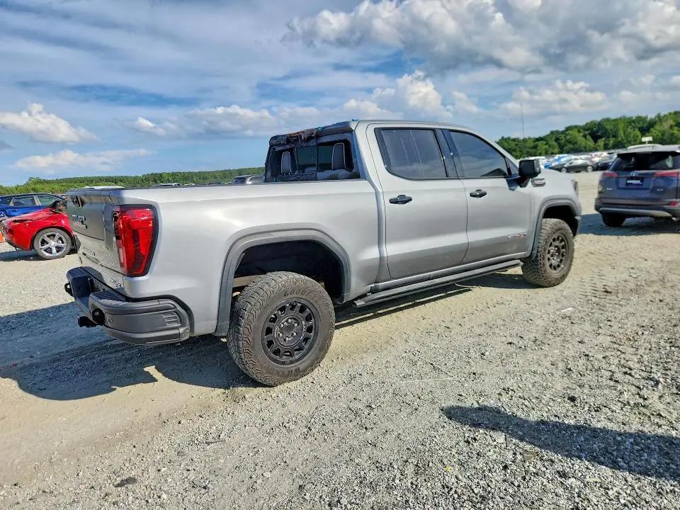 2023 GMC SIERRA K1500 AT4X  