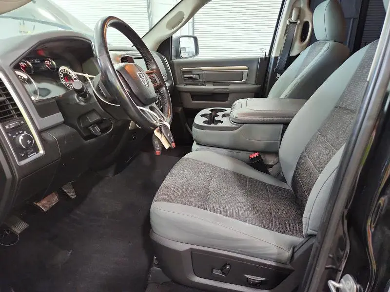 2018 RAM 1500 SLT  