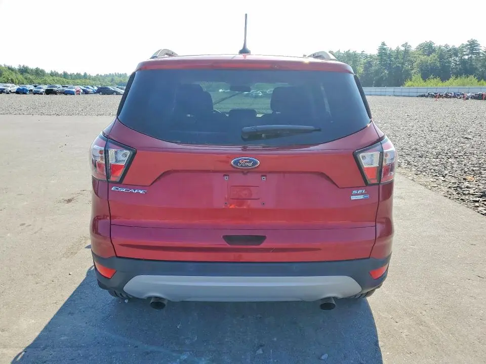 2018 FORD ESCAPE SEL  