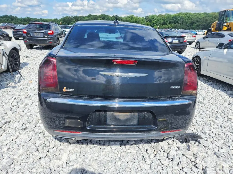 2016 CHRYSLER 300 LIMITED  
