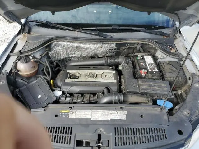 2014 VOLKSWAGEN TIGUAN S  