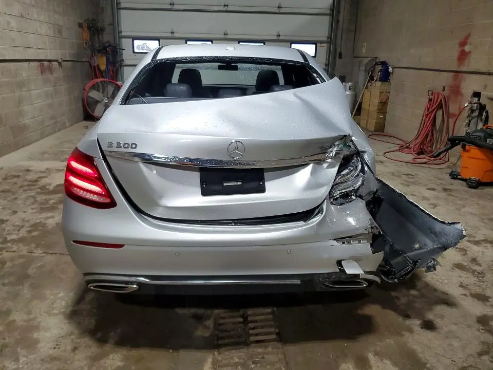 2017 MERCEDES-BENZ E 300 4MATIC  