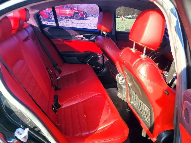 2019 ALFA ROMEO GIULIA TI  
