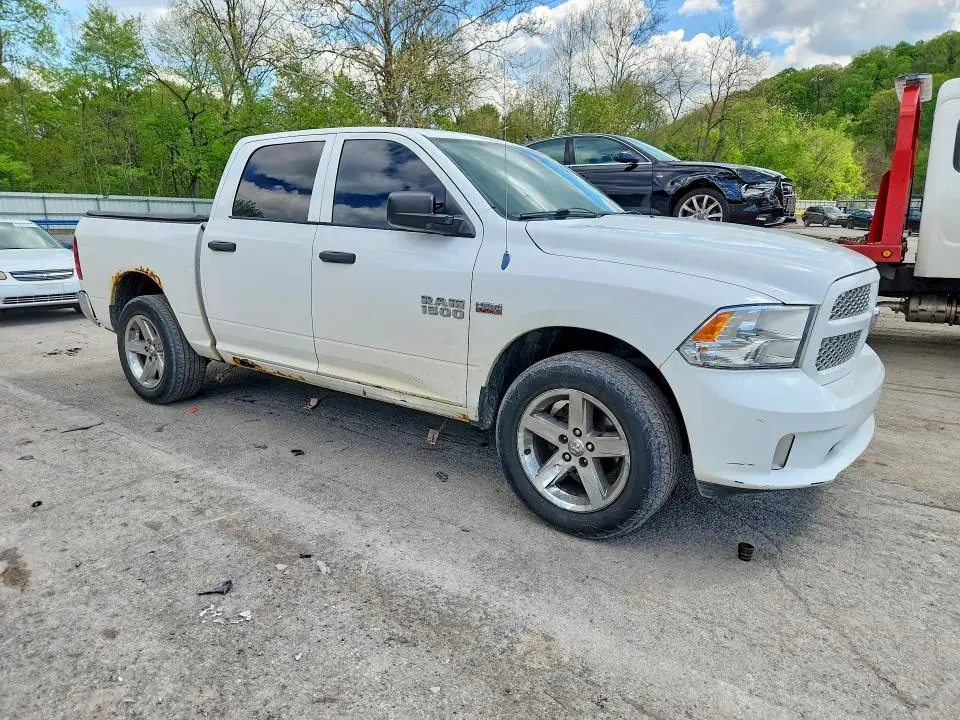 2013 RAM 1500 ST  