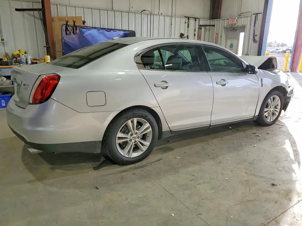 2010 LINCOLN MKS   