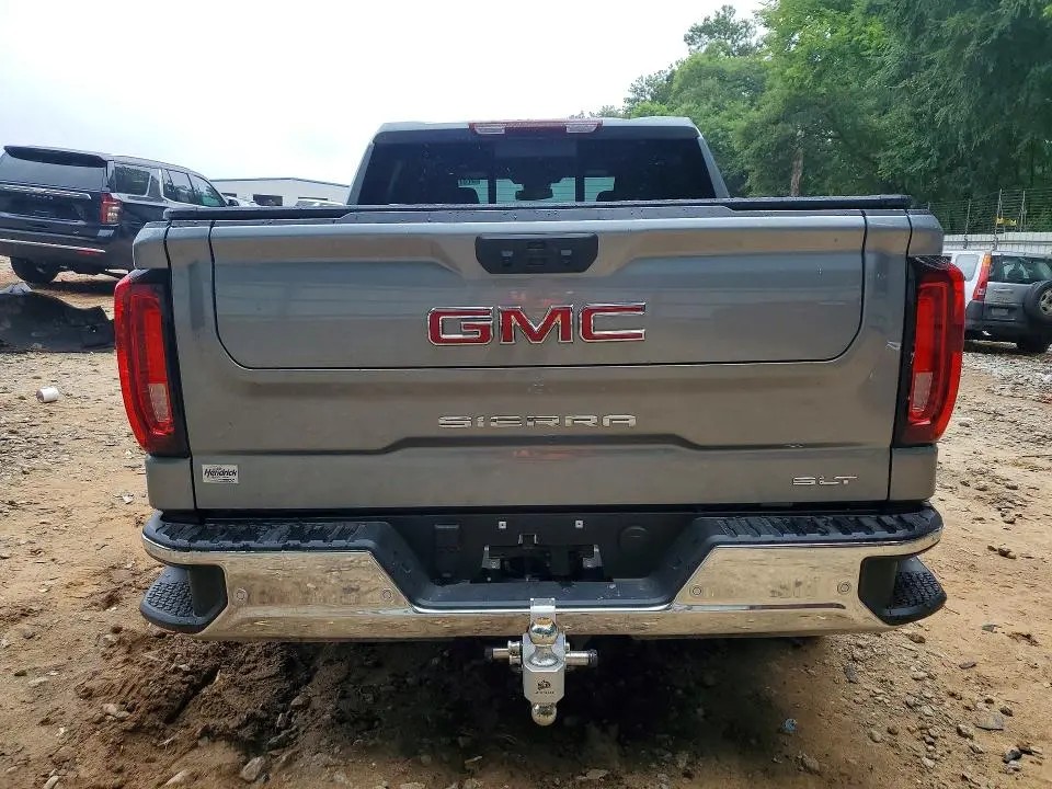 2026 GMC SIERRA K1500 SLT  