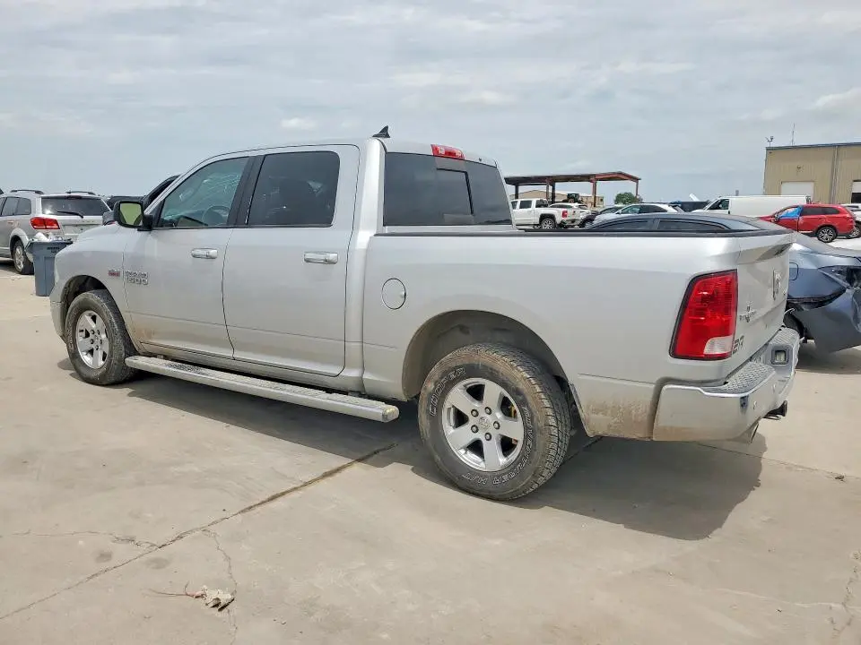 2014 RAM 1500 SLT  