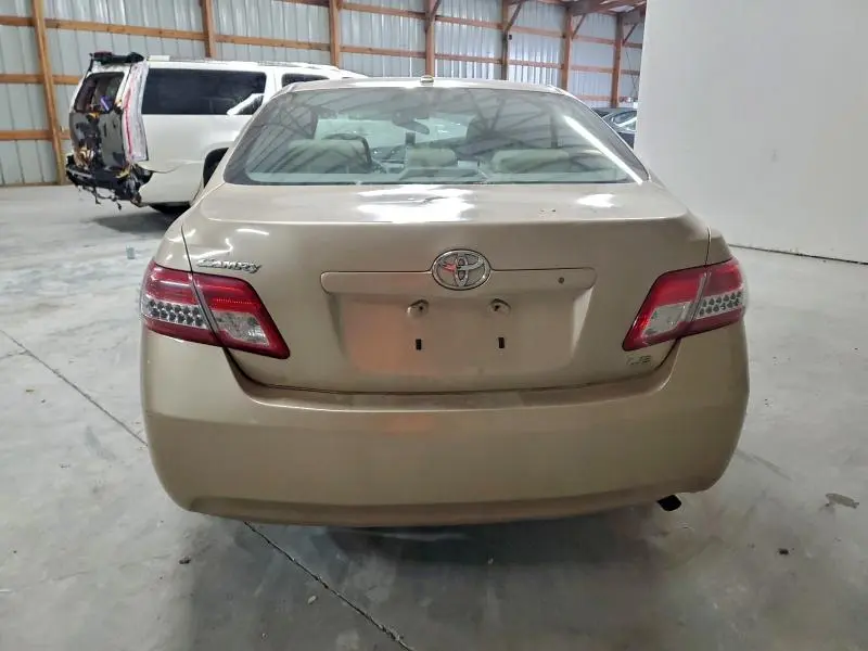 2010 TOYOTA CAMRY BASE  