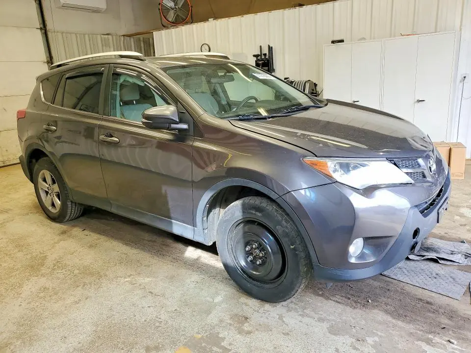 2015 TOYOTA RAV4 XLE  