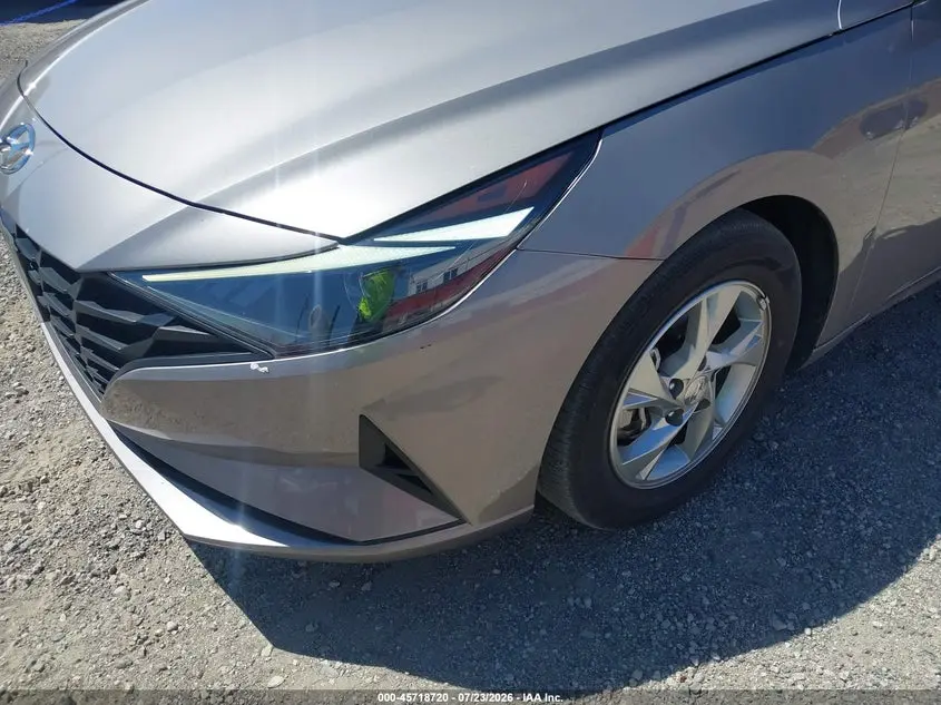 2023 HYUNDAI ELANTRA SE