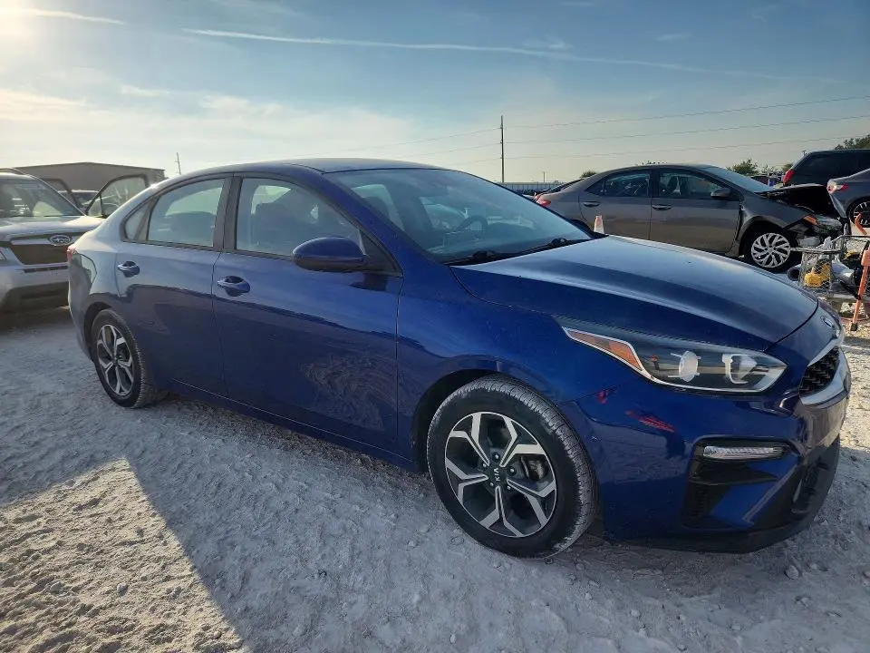 2019 KIA FORTE LXS  