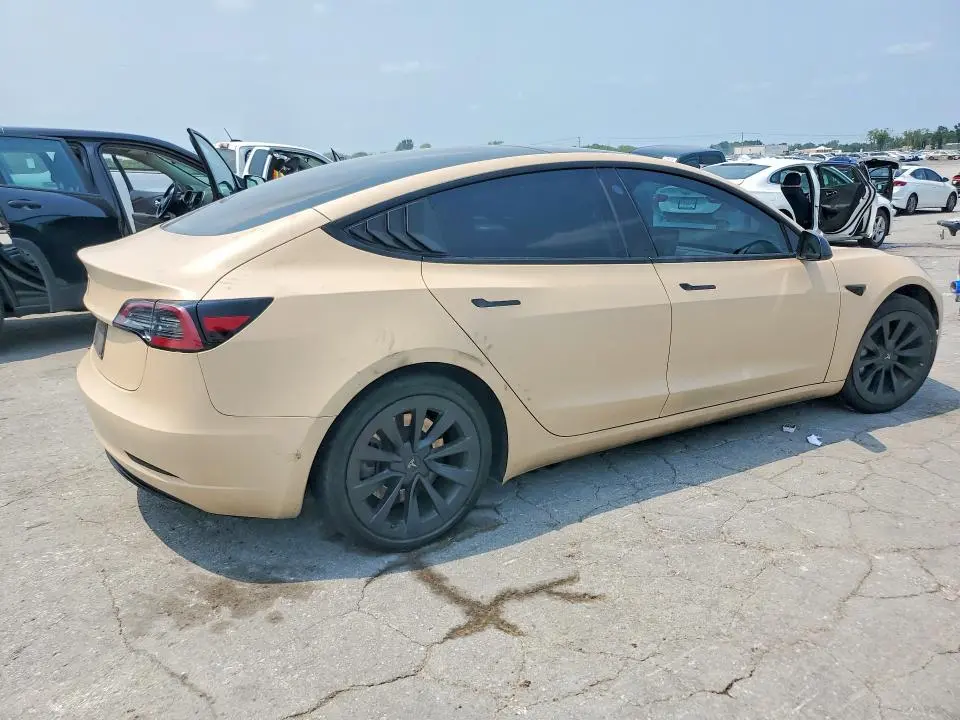 2023 TESLA MODEL 3   