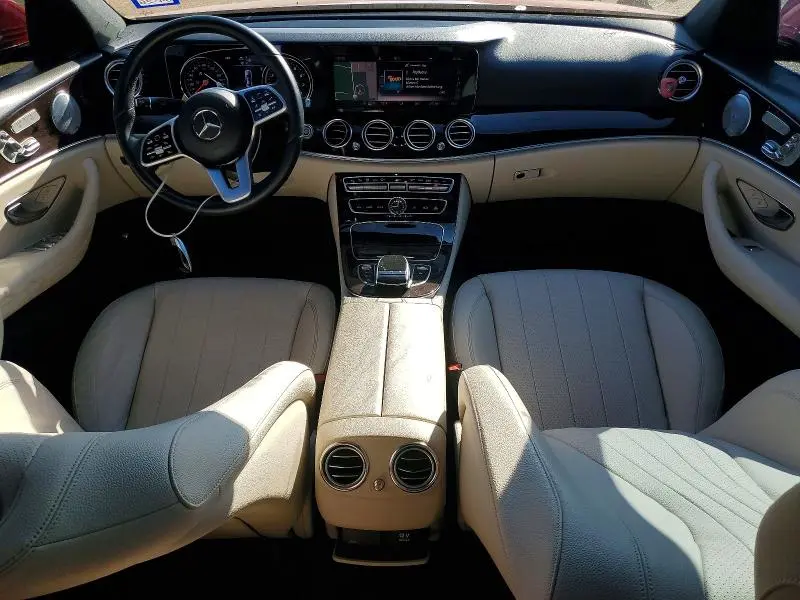 2019 MERCEDES-BENZ E 300  