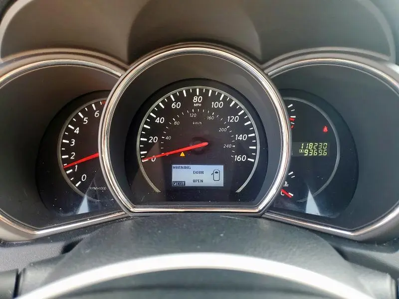 2014 NISSAN MURANO S  