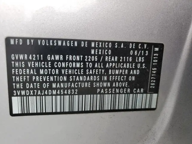 2013 VOLKSWAGEN JETTA SE  