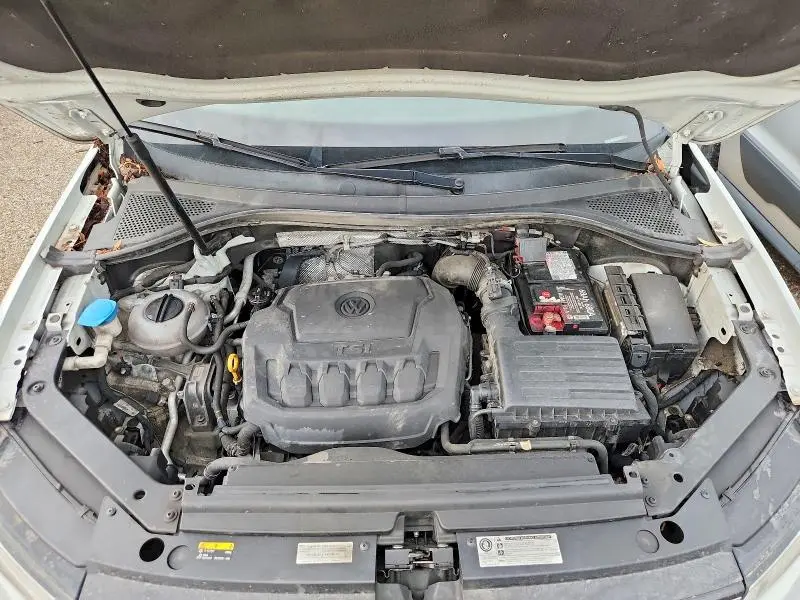 2018 VOLKSWAGEN TIGUAN SE  