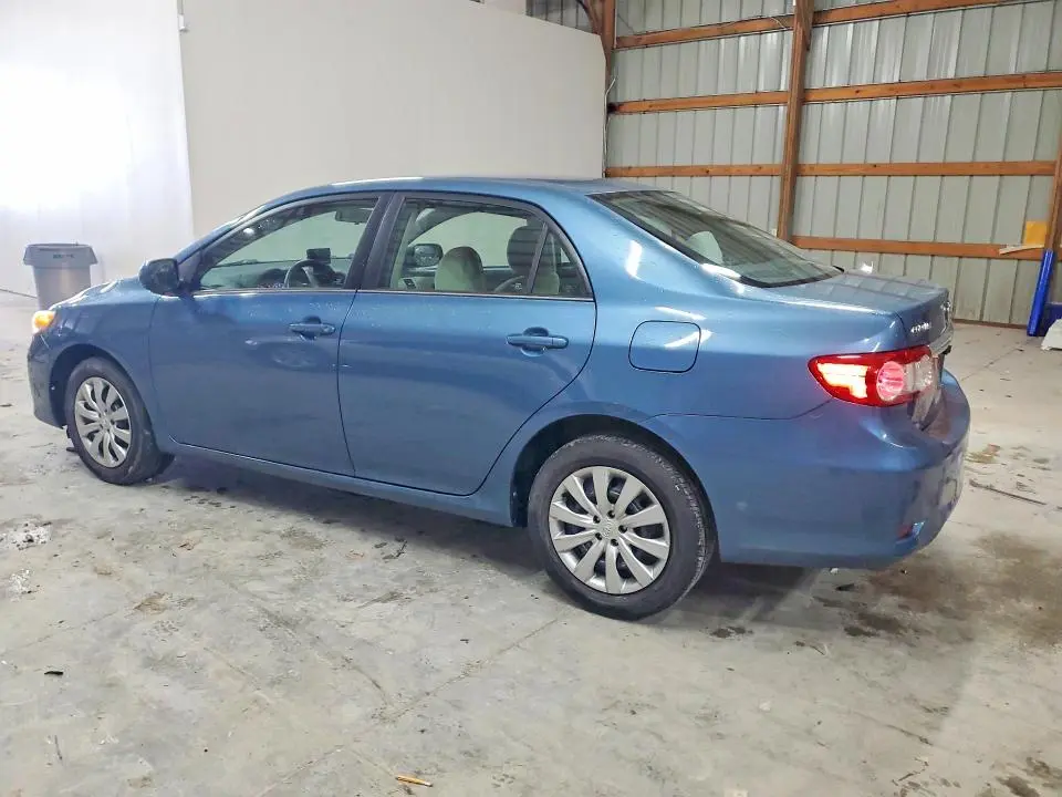2013 TOYOTA COROLLA BASE  
