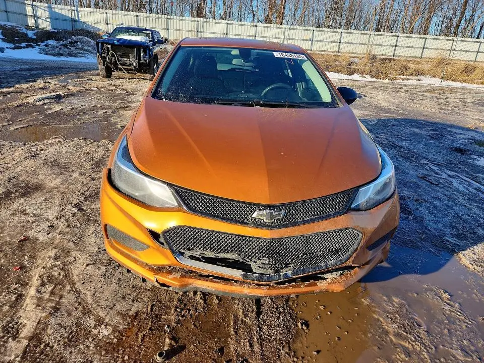 2017 CHEVROLET CRUZE LT  
