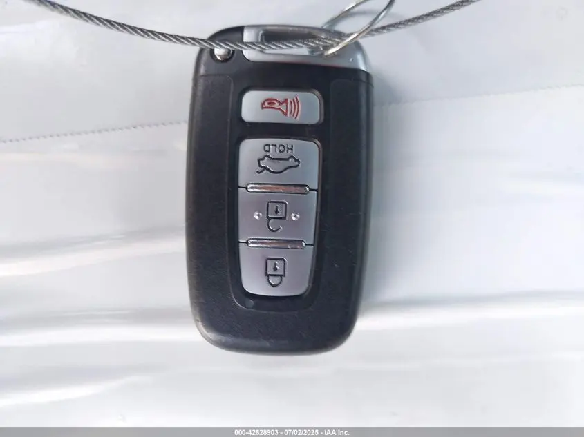 2011 KIA OPTIMA SX