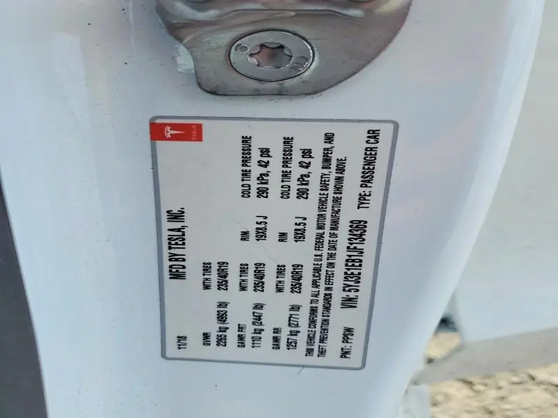 2018 TESLA MODEL 3   