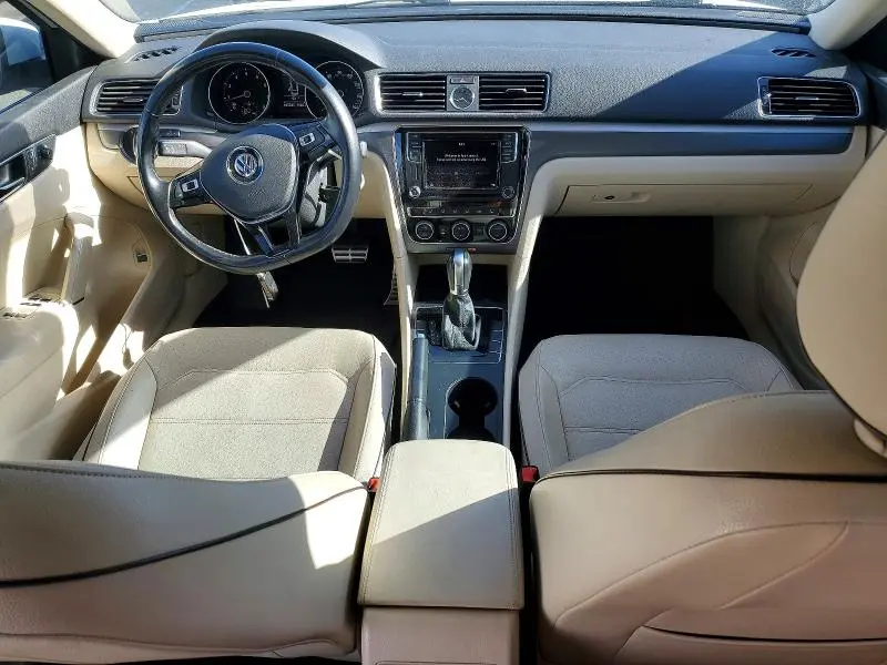 2017 VOLKSWAGEN PASSAT R-LINE  