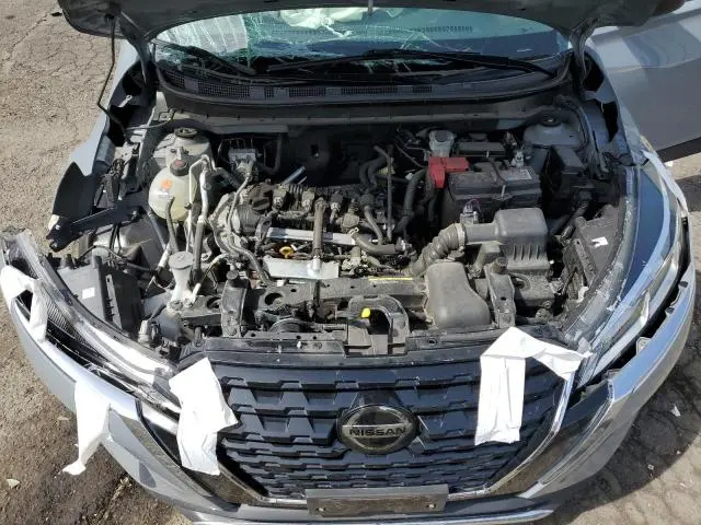 2021 NISSAN KICKS SV  