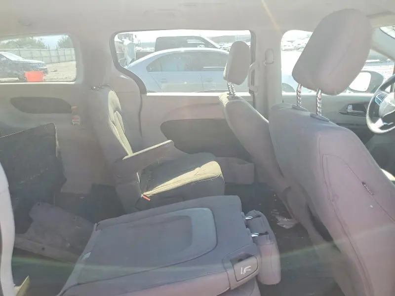 2018 CHRYSLER PACIFICA LX  
