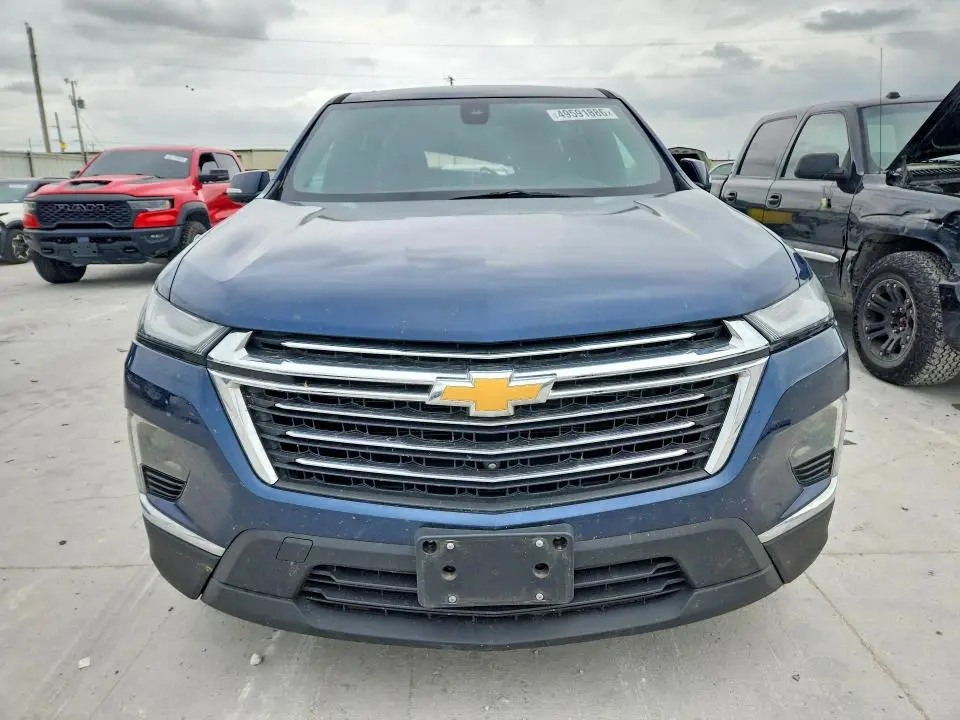 2023 CHEVROLET TRAVERSE LT  