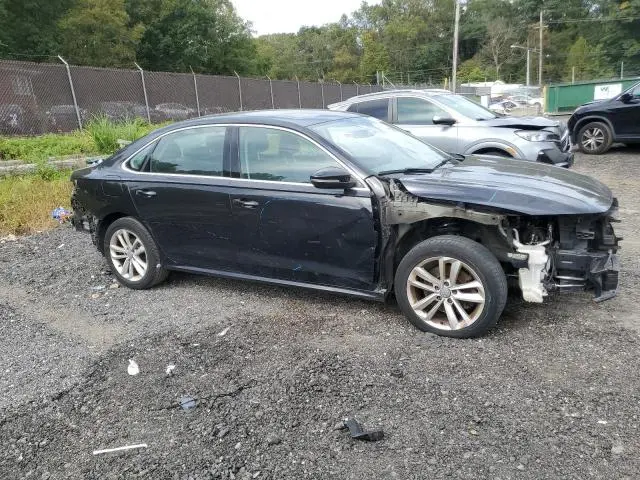 2020 VOLKSWAGEN PASSAT SE  