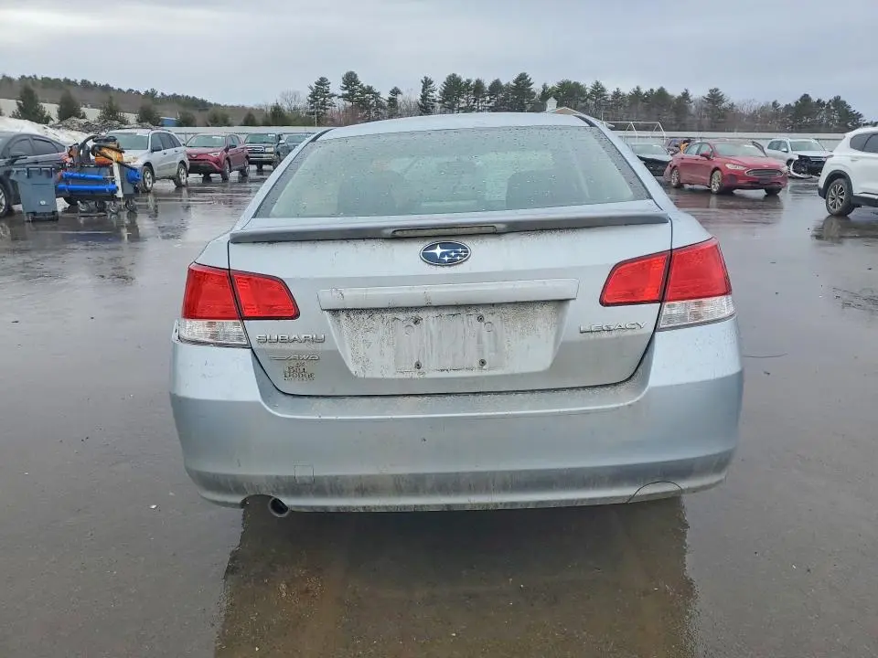 2013 SUBARU LEGACY 2.5I PREMIUM  