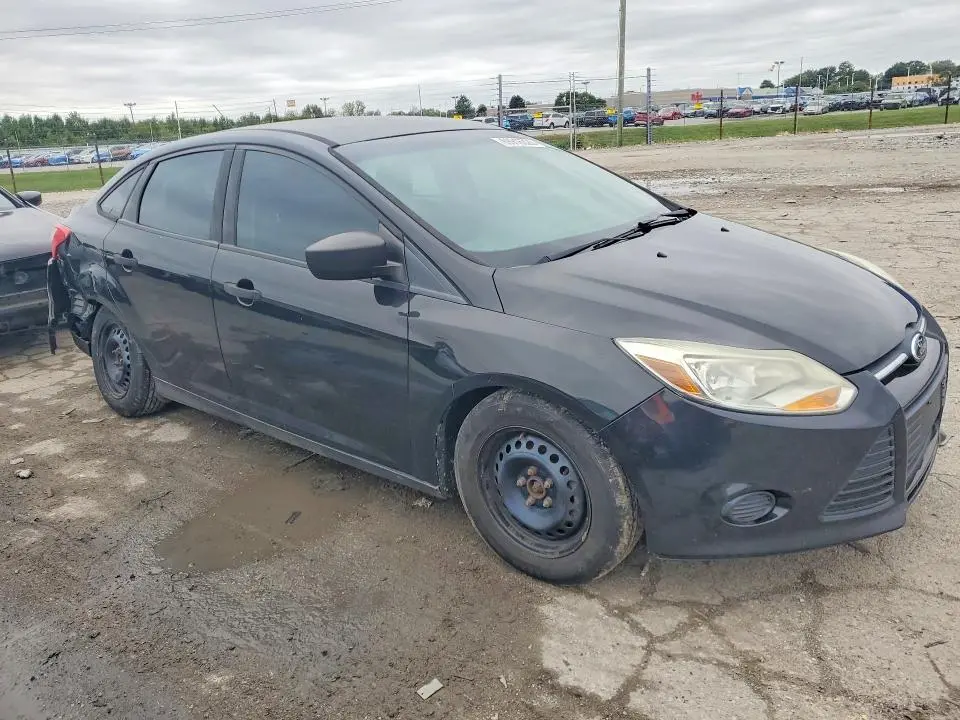 2014 FORD FOCUS S  