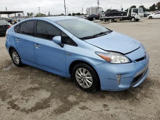 2015 TOYOTA PRIUS PLUG-IN   
