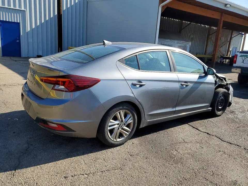 2019 HYUNDAI ELANTRA SEL  