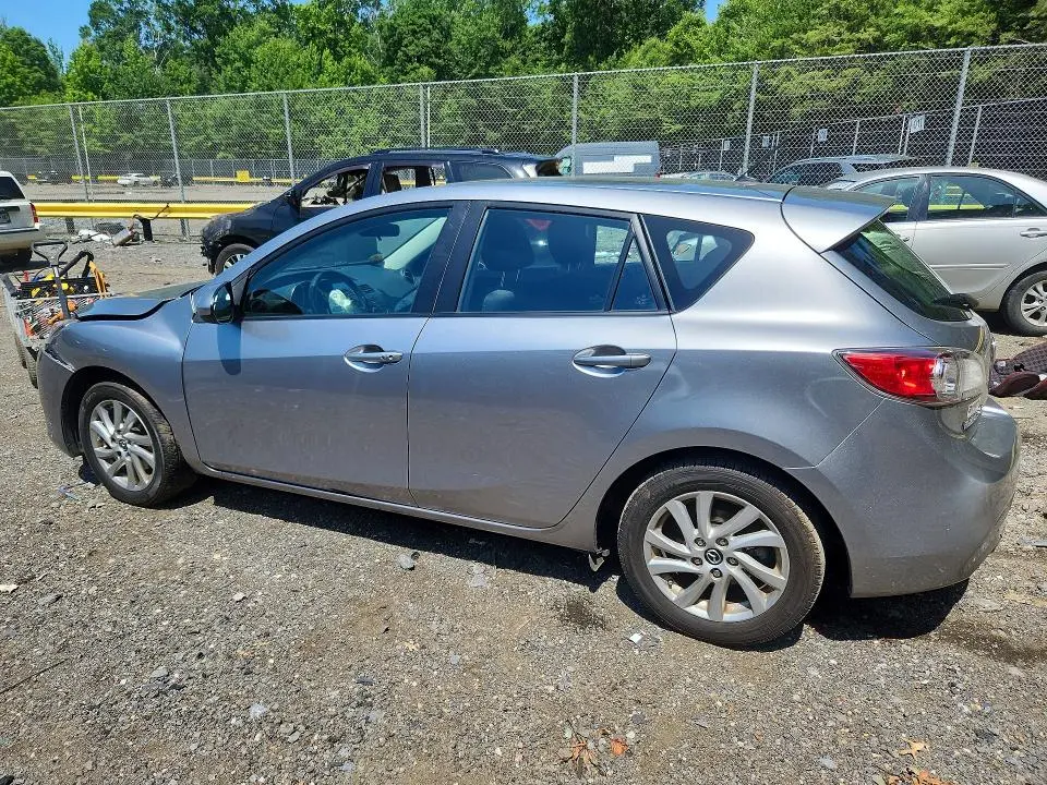 2013 MAZDA 3 I  