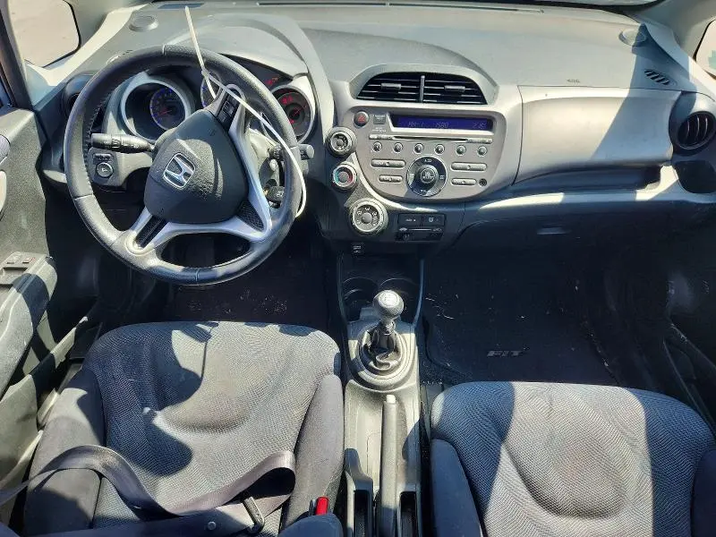 2011 HONDA FIT   