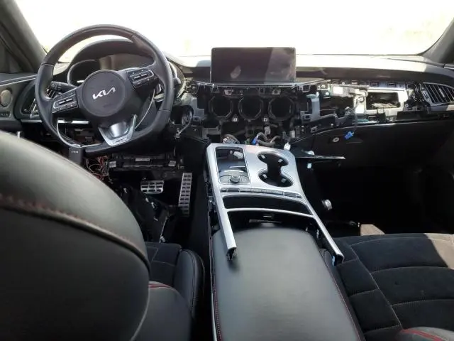 2023 KIA STINGER GT2  