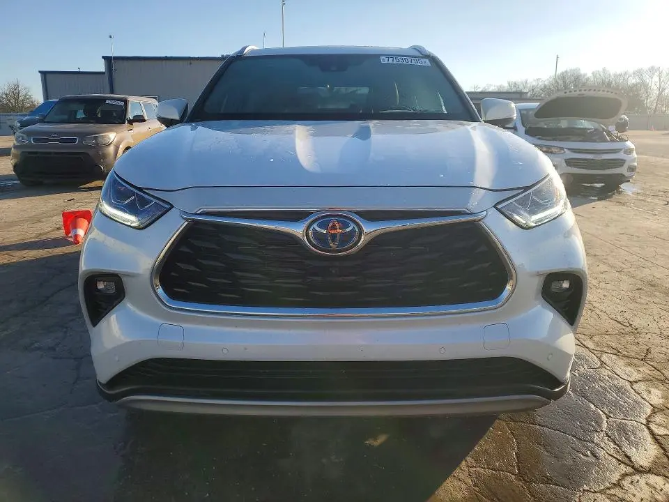 2024 TOYOTA HIGHLANDER HYBRID LIMITED  