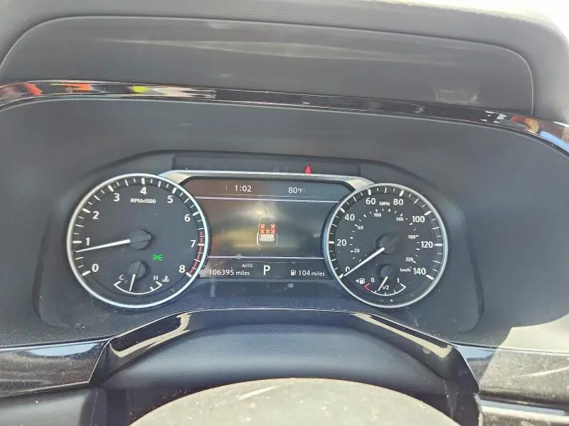 2022 NISSAN PATHFINDER SL  