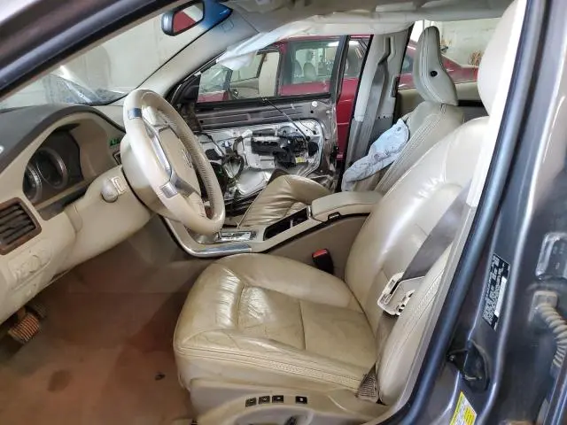 2011 VOLVO XC70 T6  